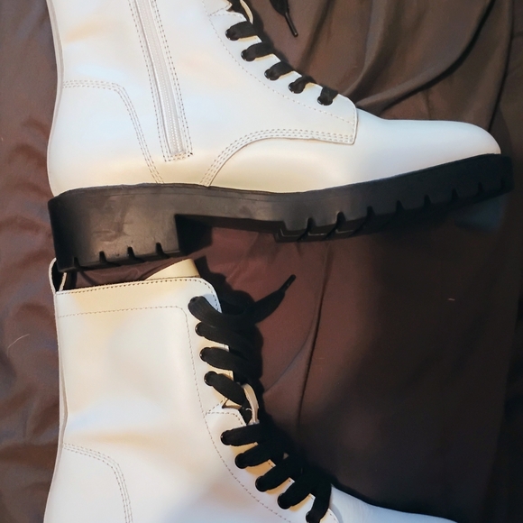 Steve Madden Women's White Lace-Up Boots - Picture 2 of 7